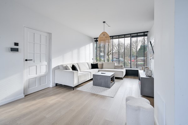 Medium property photo - Rembrandtstraat 97, 3202 EM Spijkenisse